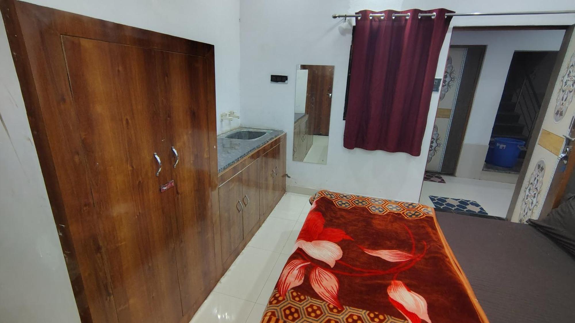Shri Haridas Kripa Dham Ashram Vrindāvan Chambre photo